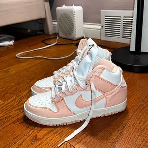 Nike Dunks